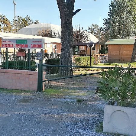 Sport Village La Badia Colle Val D'Elsa Bagian luar foto